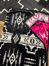 Load image into Gallery viewer, Pink BW/ BW Aztec Blanket
