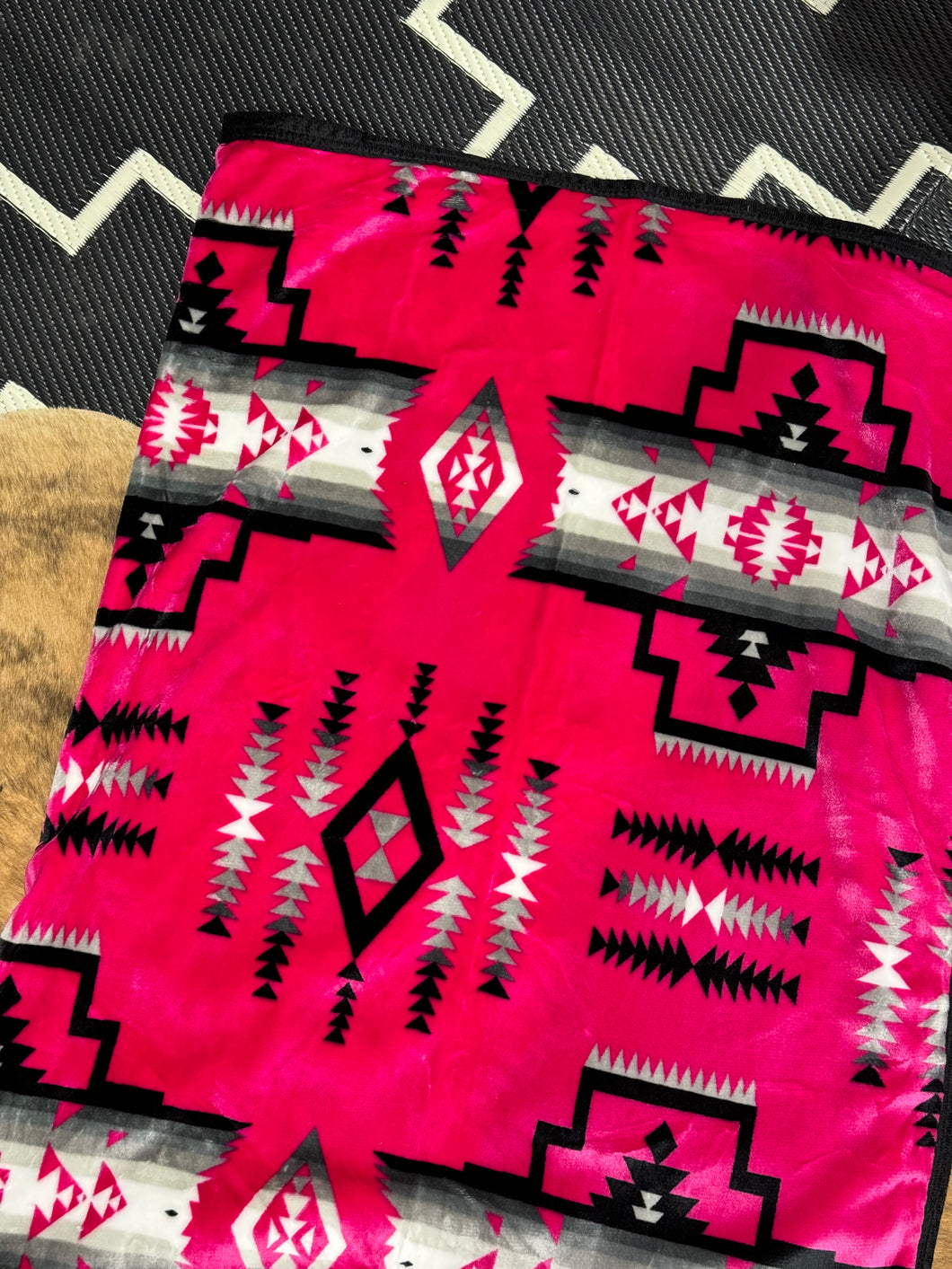 Pink BW/ Black Multi Aztec Blanket