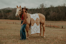 Load image into Gallery viewer, Tan &amp; White Terlingua King Blanket
